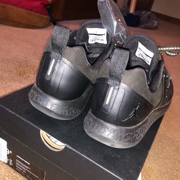 Jordan’s grind shoe - Picture 2 of 4